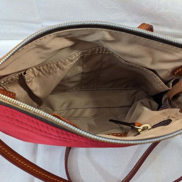 Get Ready For Fall With A Wonderful Dooney Red Nylon Cross Body Bag NWT - Picture 7 of 12